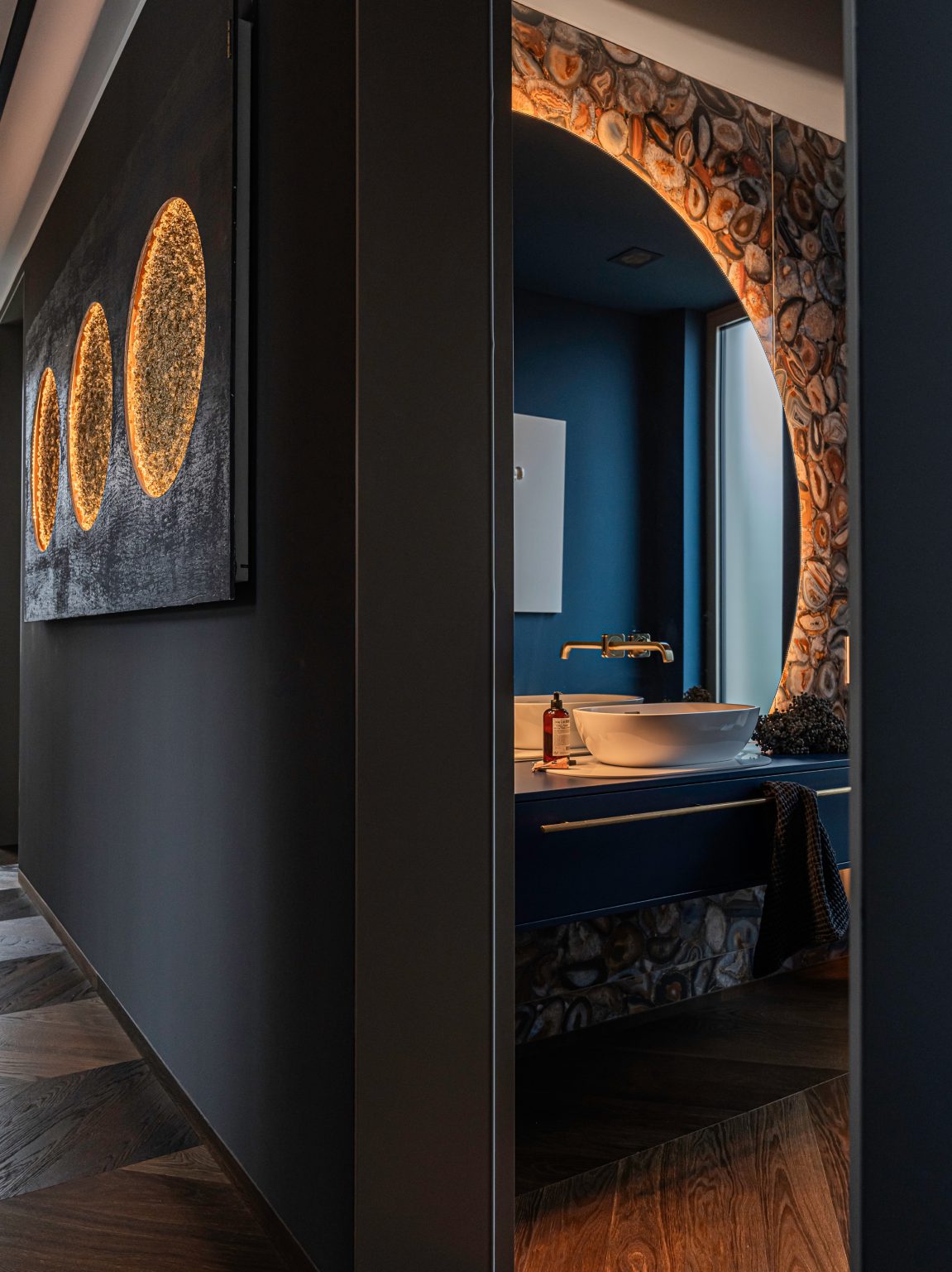 Gaeste wc blau hochwetig mirage wanderlust